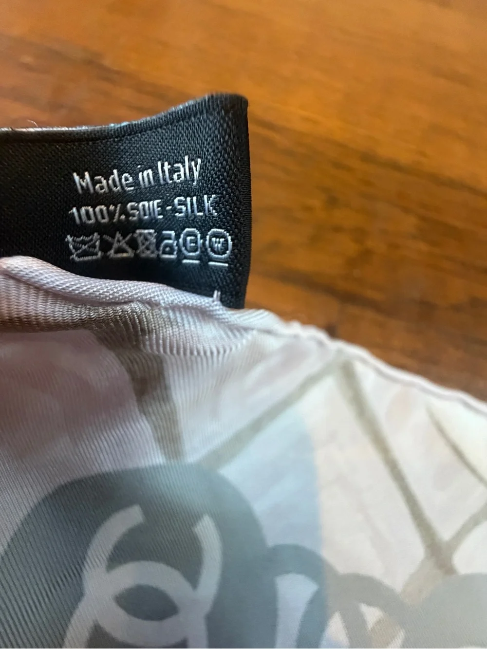 CHANEL Blush and Gray Camellia CC Logo Square Scarf NWOT 90 cm